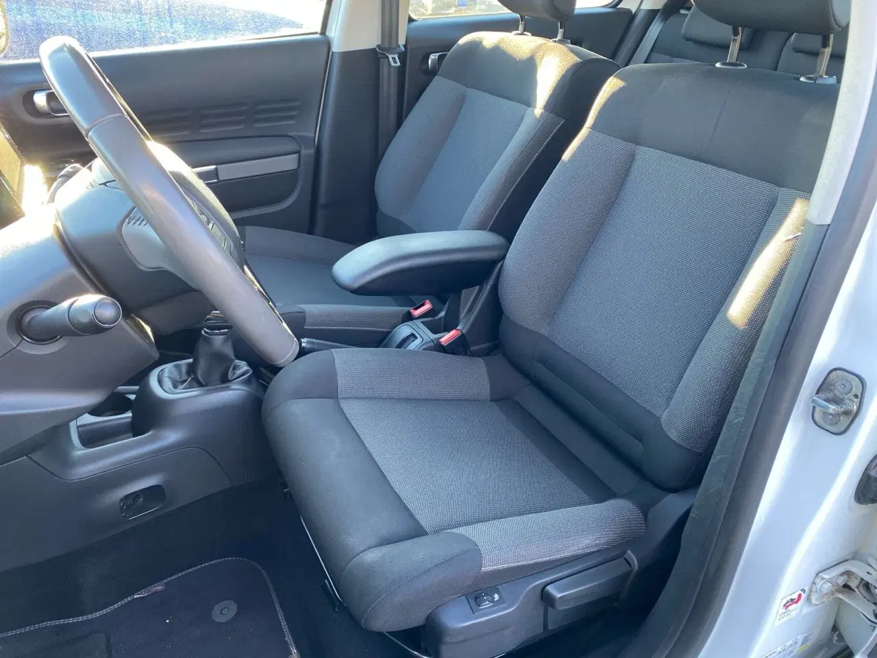 Billede 8 - Citroën C4 Cactus 1,6 Blue HDi Challenge start/stop 100HK 5d