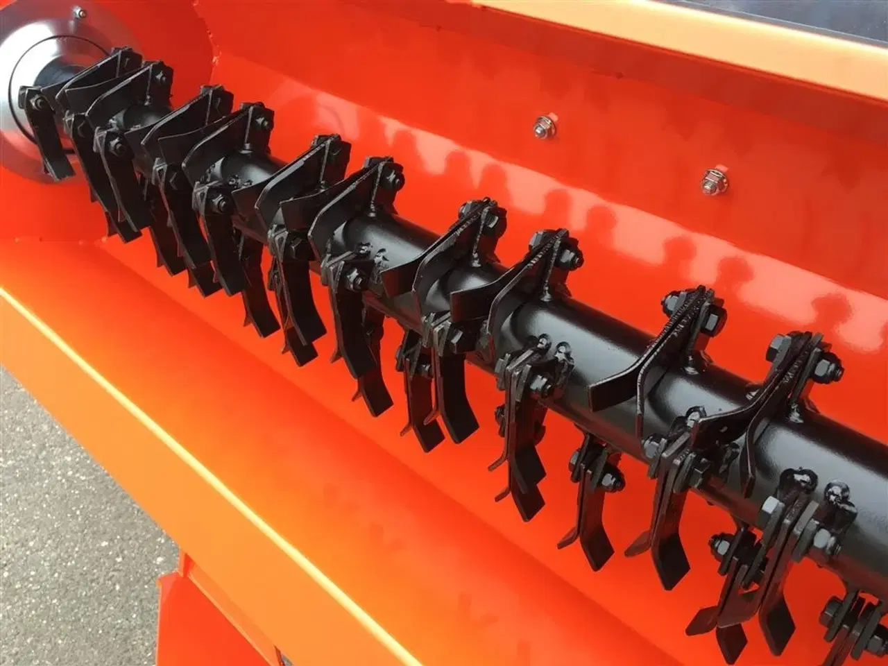 Billede 6 - Husqvarna R 420TsX AWD inkl. slagleklipper & 122 cm klippebord