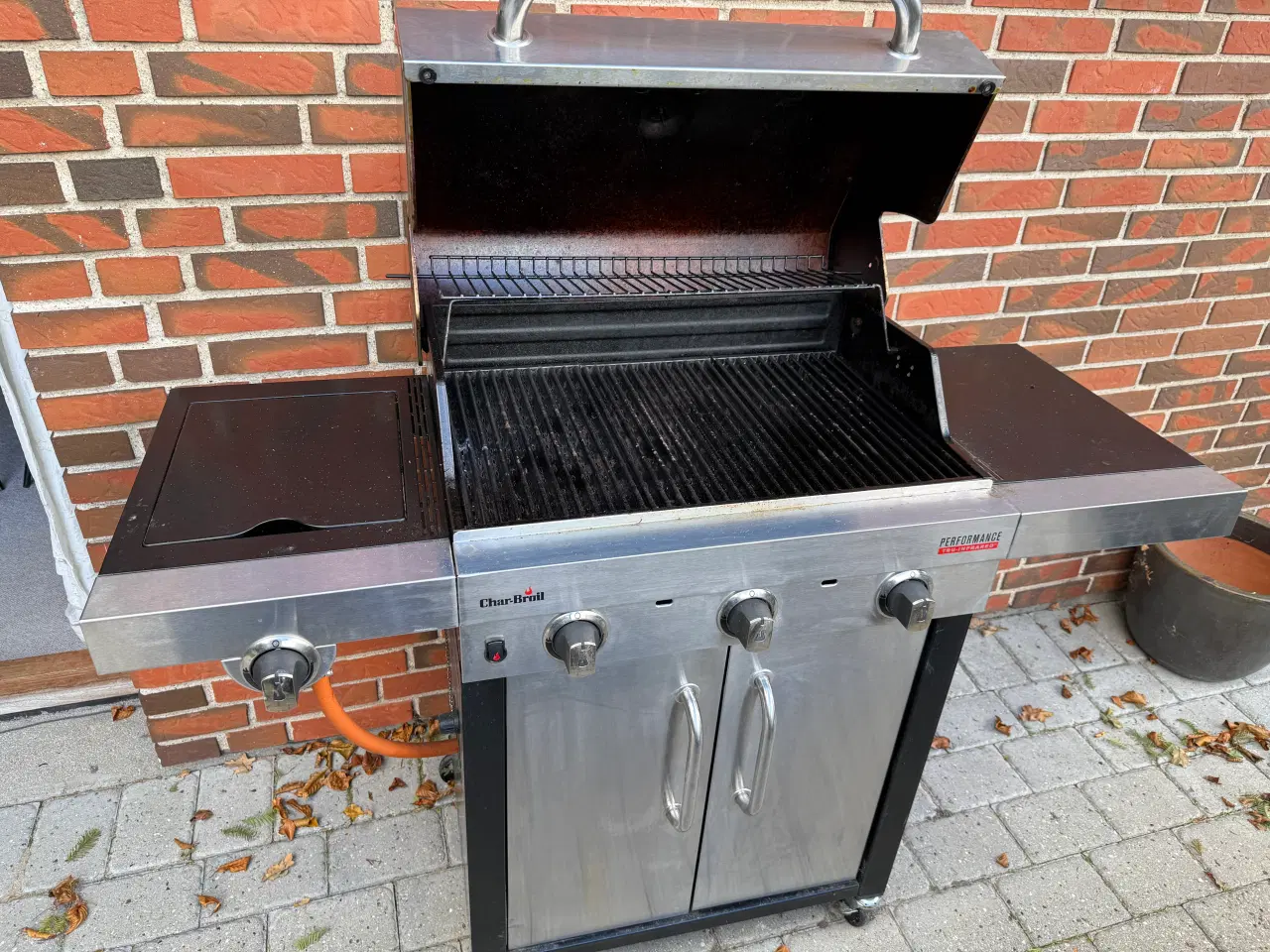 Billede 2 - Charboil grill med 3 brændere + 1 blus