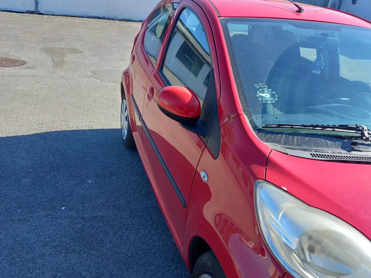 Billede 2 - Rød peugot i fin stand