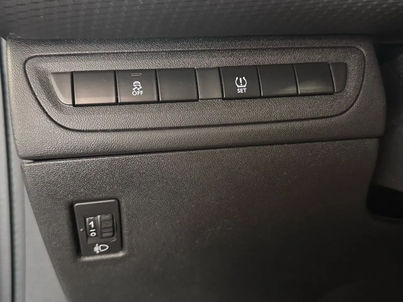 Billede 10 - Peugeot 2008 1,2 VTi Active Sky 82HK