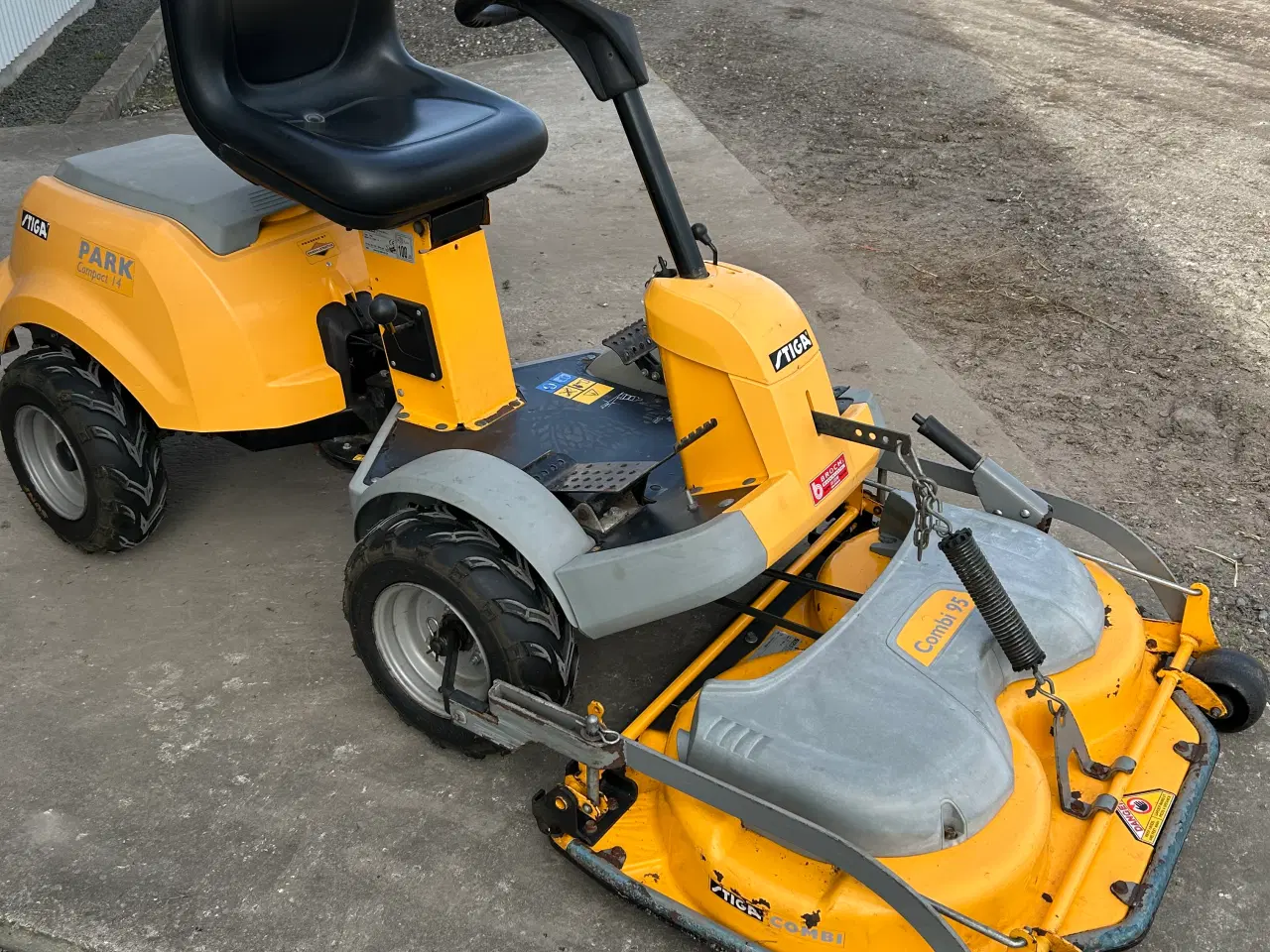 Billede 2 - STIGA PARK PLÆNETRAKTOR