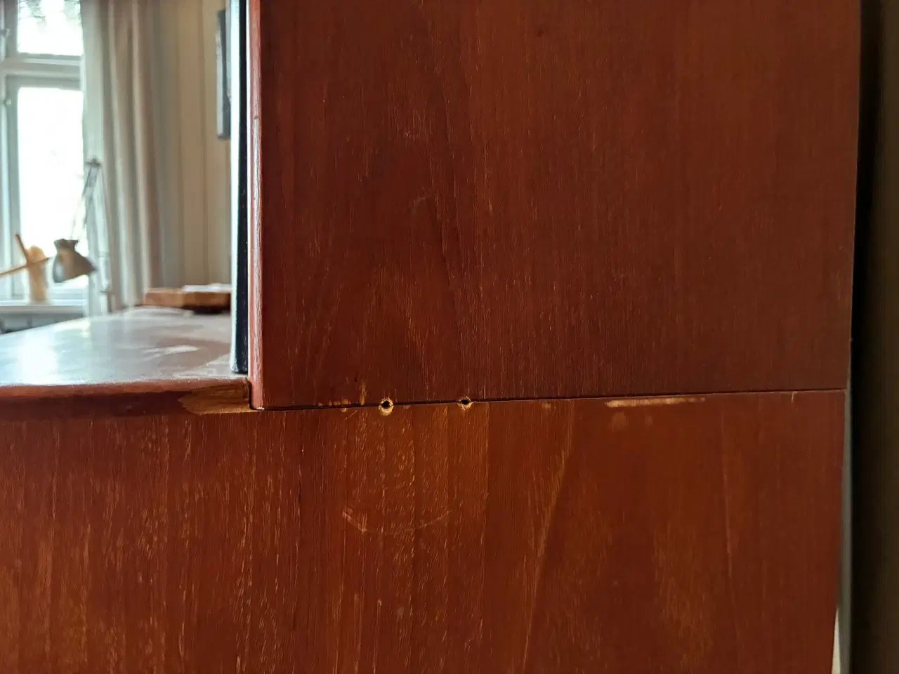 Billede 4 - 2 teak reoler samlet 2000,- kr.