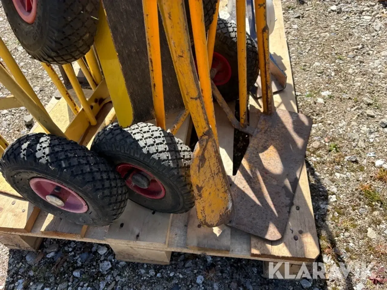 Billede 10 - parti sækkevogne og transportvogne