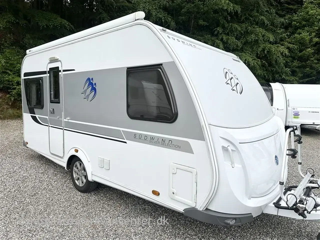 Billede 2 - 2018 - Knaus Südwind Silver Selection 450 FU   Franskseng-Gulvtemp.-Mover-Markise-Telt