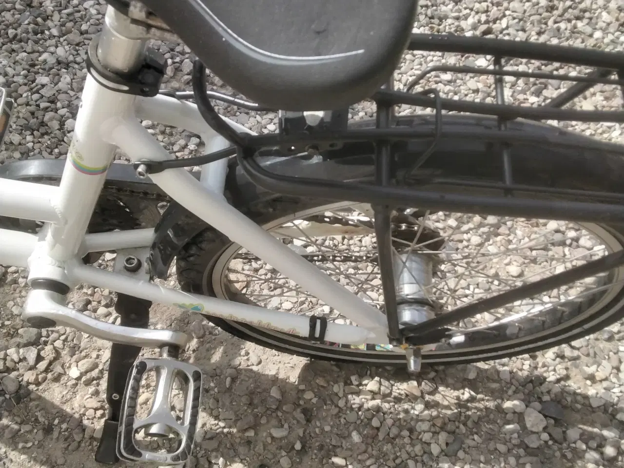 Billede 4 - Living pigecykel 20" i pæn stand, str. 5 til 8 år