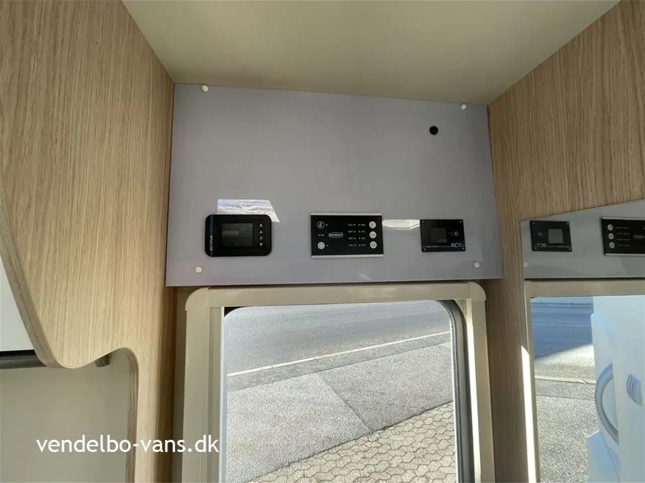 Billede 5 - 2020 - SunLight I 69 L Activ