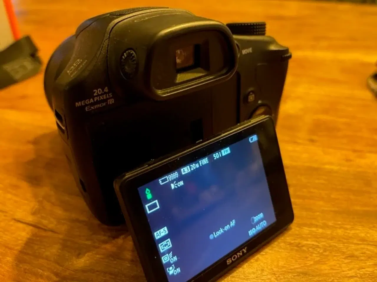 Billede 2 - Lækkert ubrugt SONY digitalkamera (Fuld HD Video)