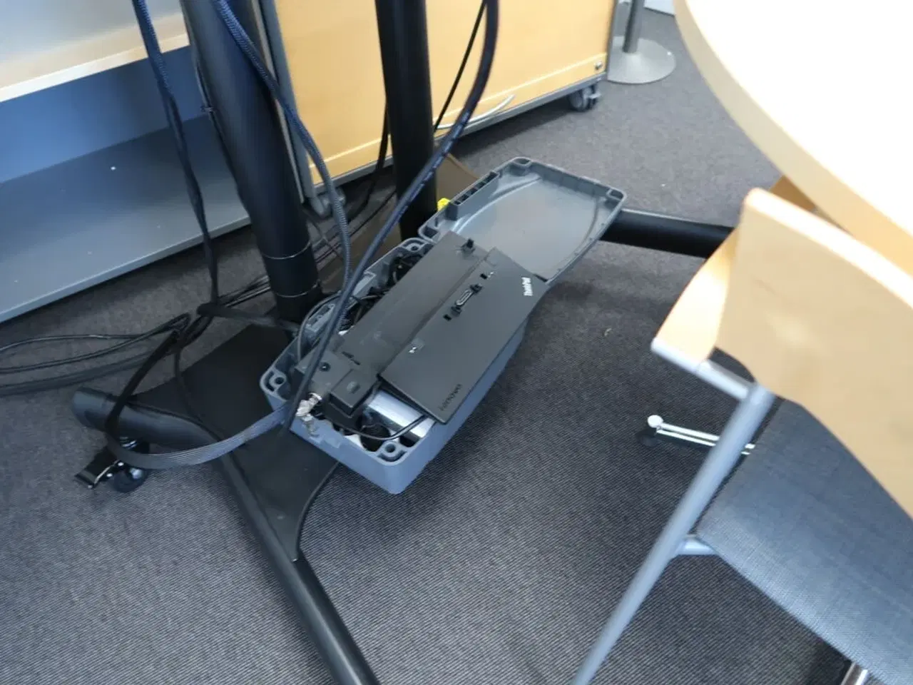 Billede 4 - Fladskærm SAMSUNG QE65T, webcam, tastatur og computer m.m.