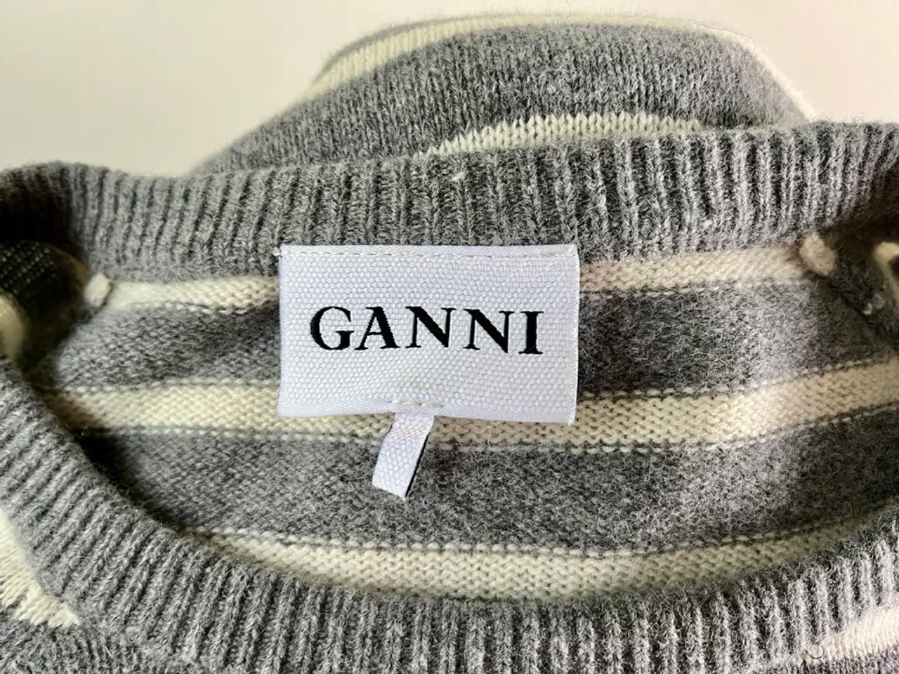 Billede 4 - GANNI, stribet strikbluse, str XL