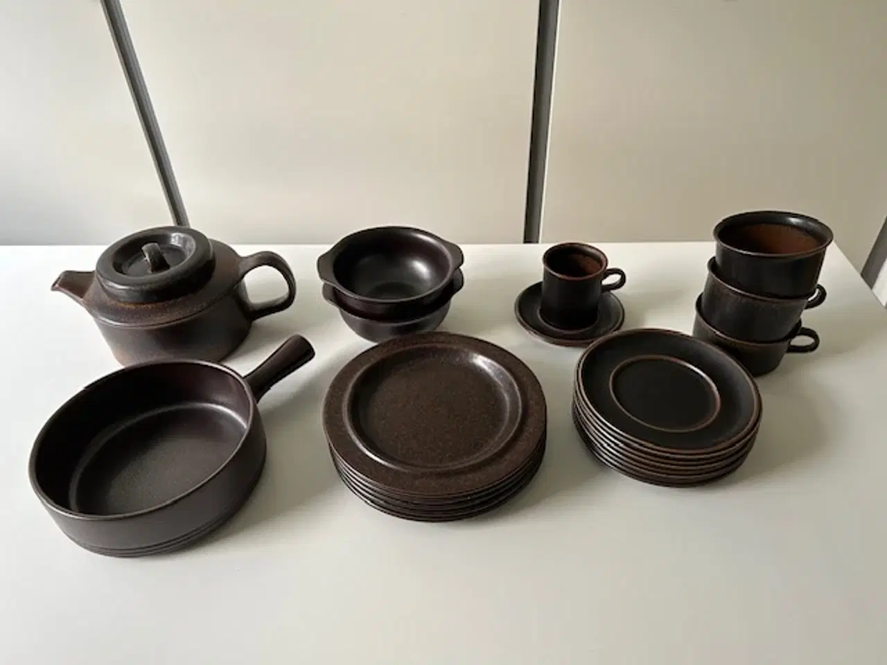 Billede 1 - Høganæs stel 