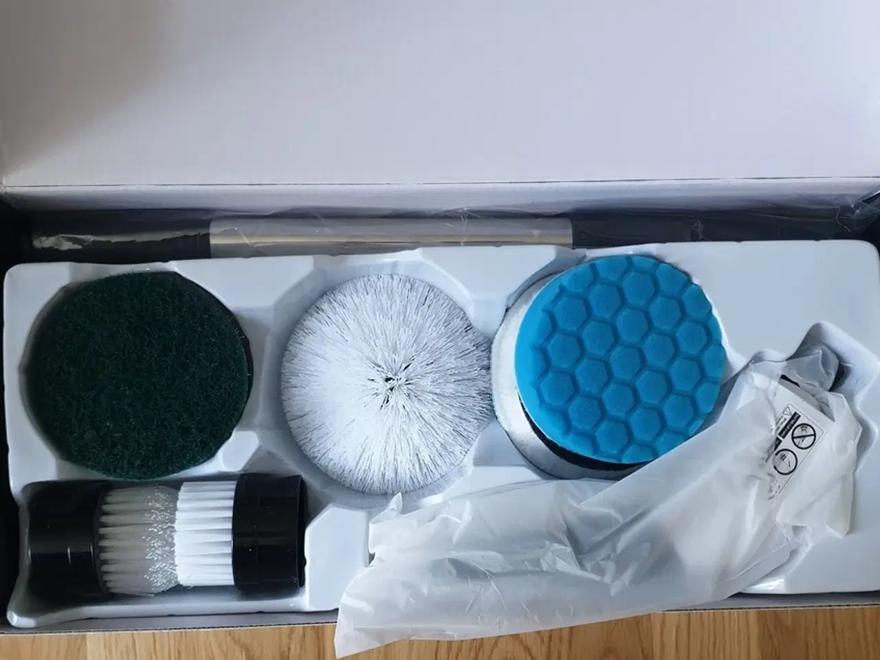 Billede 7 - Elektrisk Rengøringsbørste 8-i-1