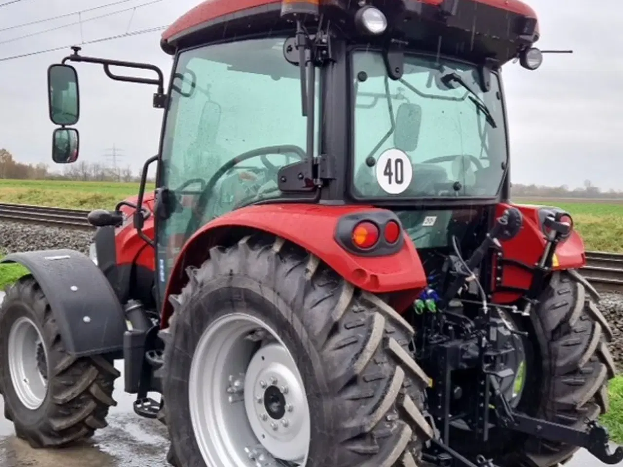 Billede 12 - Case IH Farmall 75 A Koblingsfrit vendegear og brede hjul.