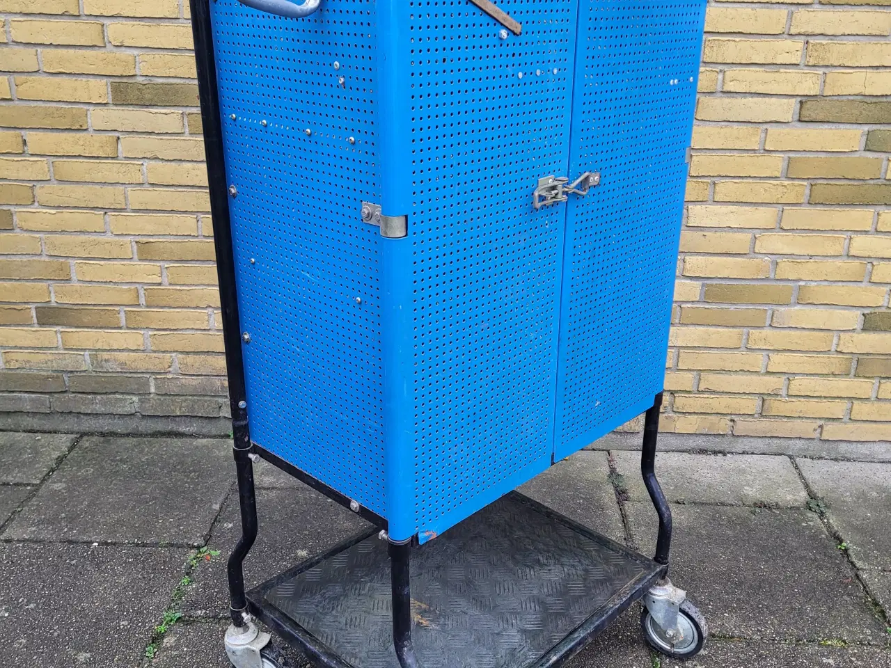 Billede 3 - Værktøjsskab på hjul