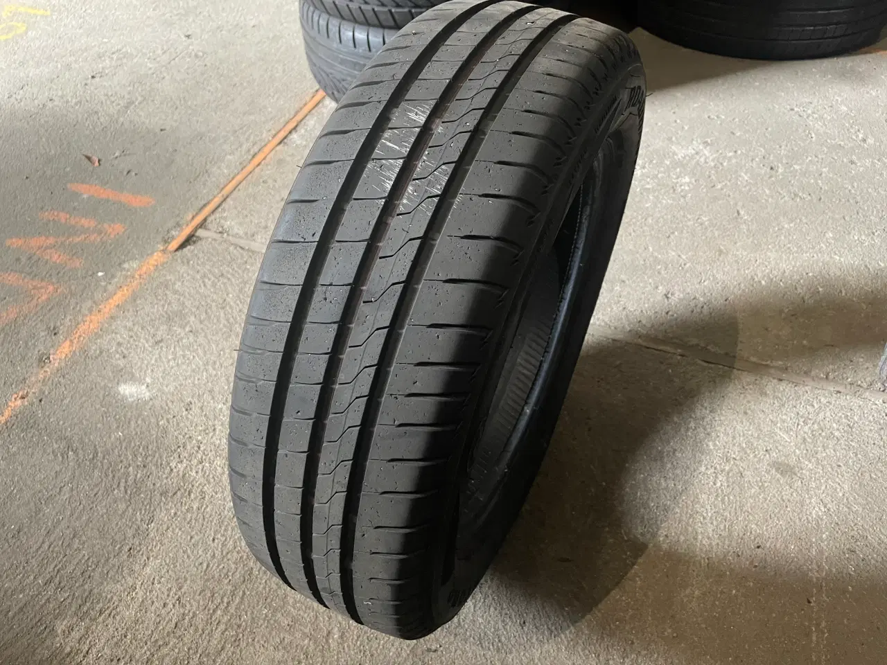 Billede 2 - 15 Firestone 185/65r15 Ref.J75 sommer