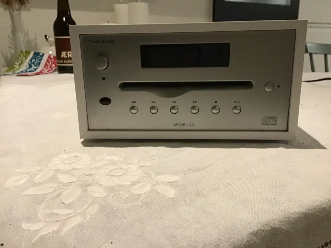 Billede 1 - Tivoli Audio Model CD Hvid