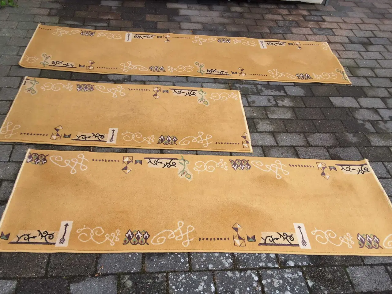 Billede 1 - Gulvtæpper:  250x65cm. - 200x65cm. - 150x65cm.
