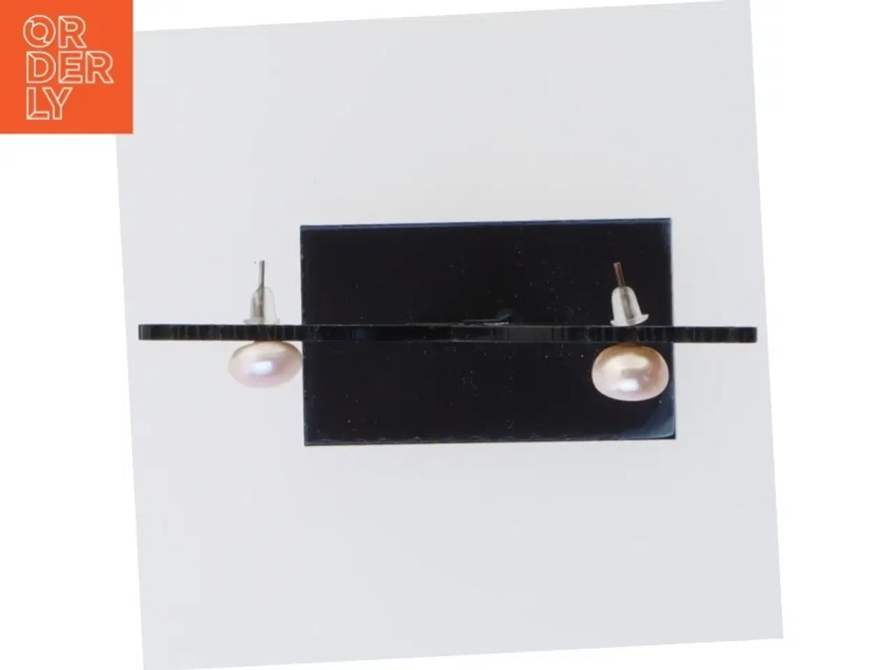 Billede 4 - Perleøreringe (str. 1,5 cm)