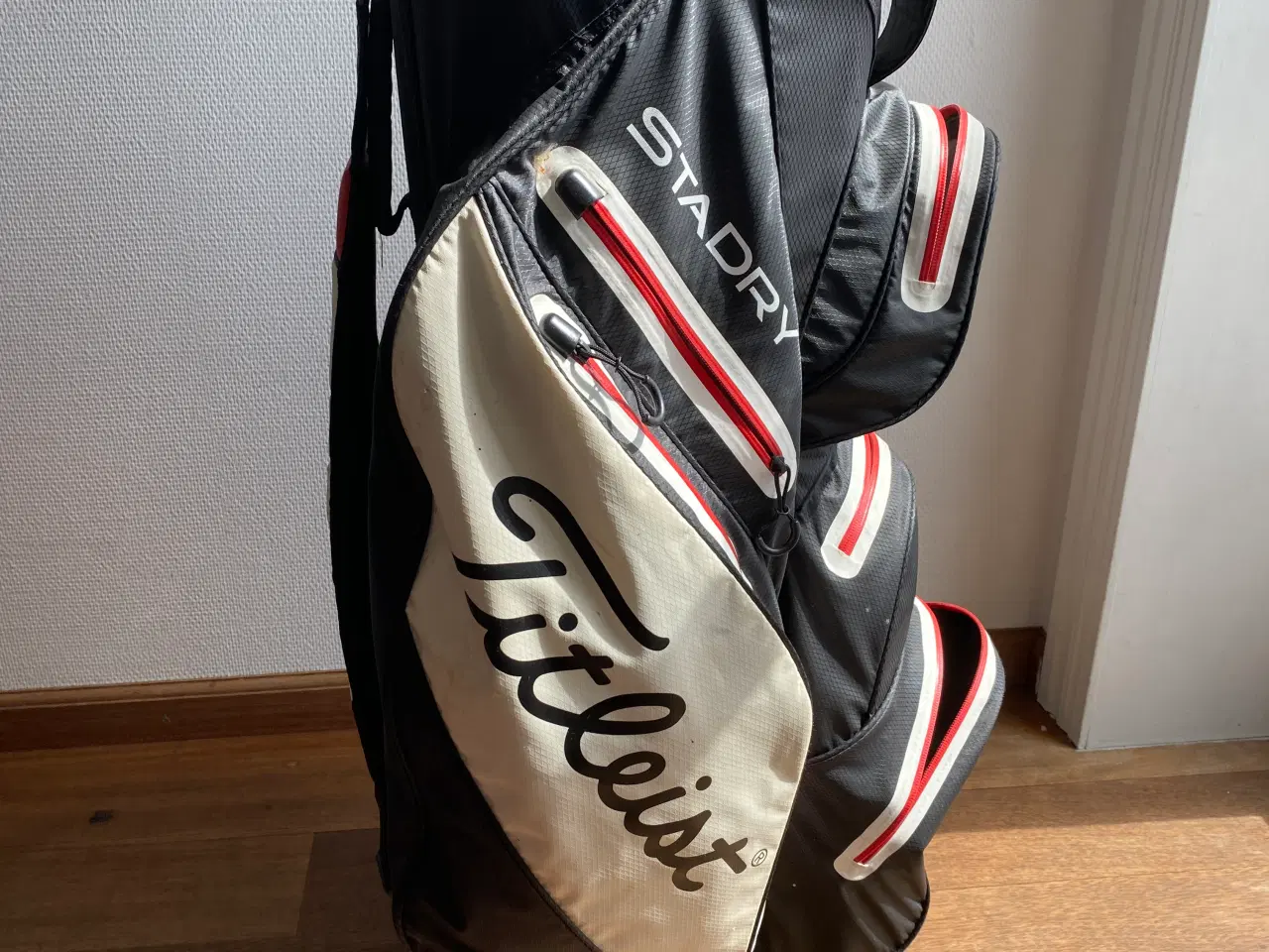 Billede 1 - Titleist vognbag