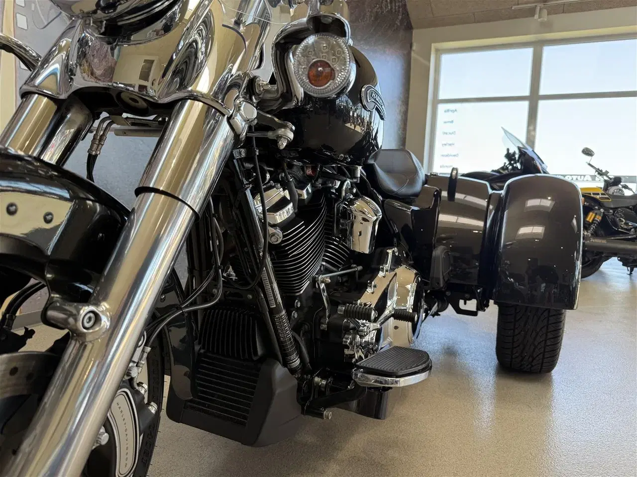 Billede 16 - Harley-Davidson FLRT Freewheeler Trike 107"