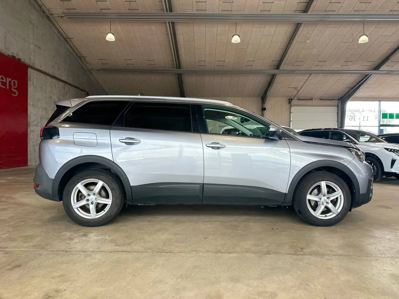 Billede 3 - Peugeot 5008 1,2 e-THP 130 Strike 7prs