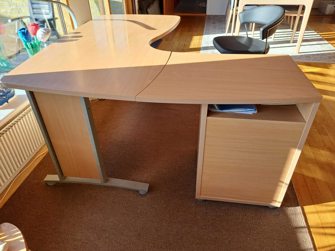 Billede 3 - Skrivebord 