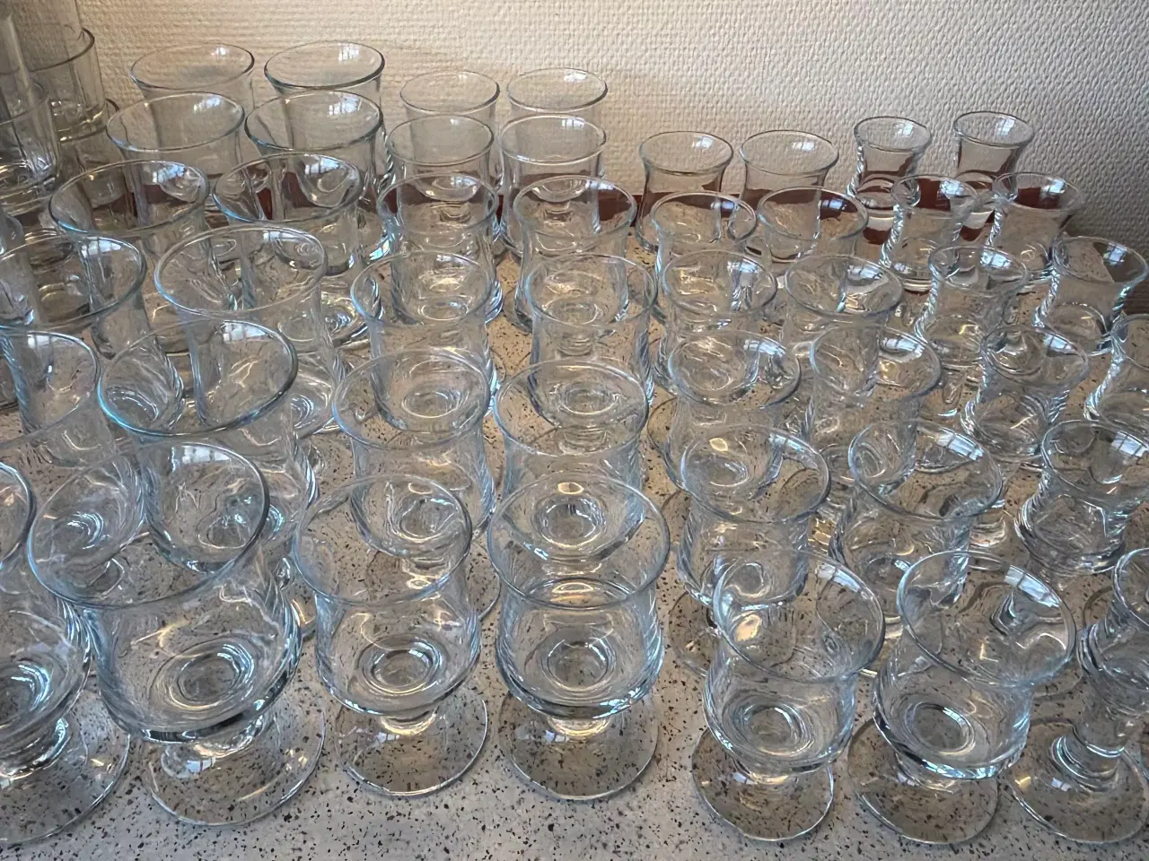 Billede 3 - Holmegaard Skibsglas 12xRød, hvid, dessert & snap