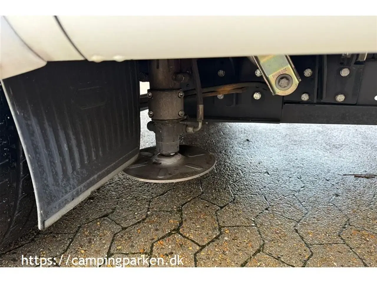 Billede 18 - 2018 - Dethleffs Magic Edition Silver   Dethleffs Magic Edition, kvalitetsvogn med eksklusivt udtryk, Automatgear, Hydrauliske støtteben og aircondition