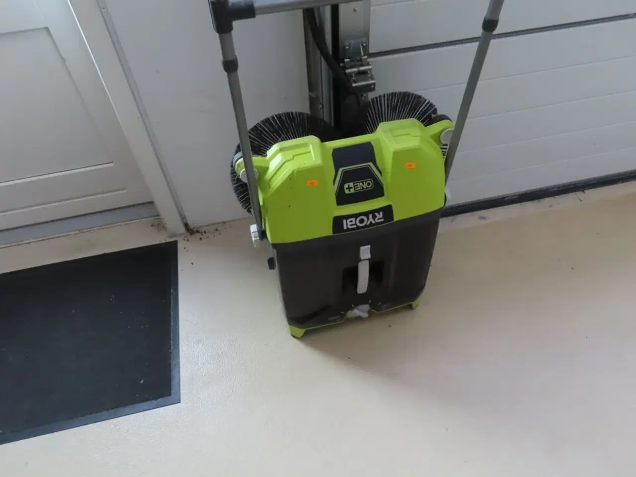 Billede 1 - Fejemaskine RYOBI ONE+