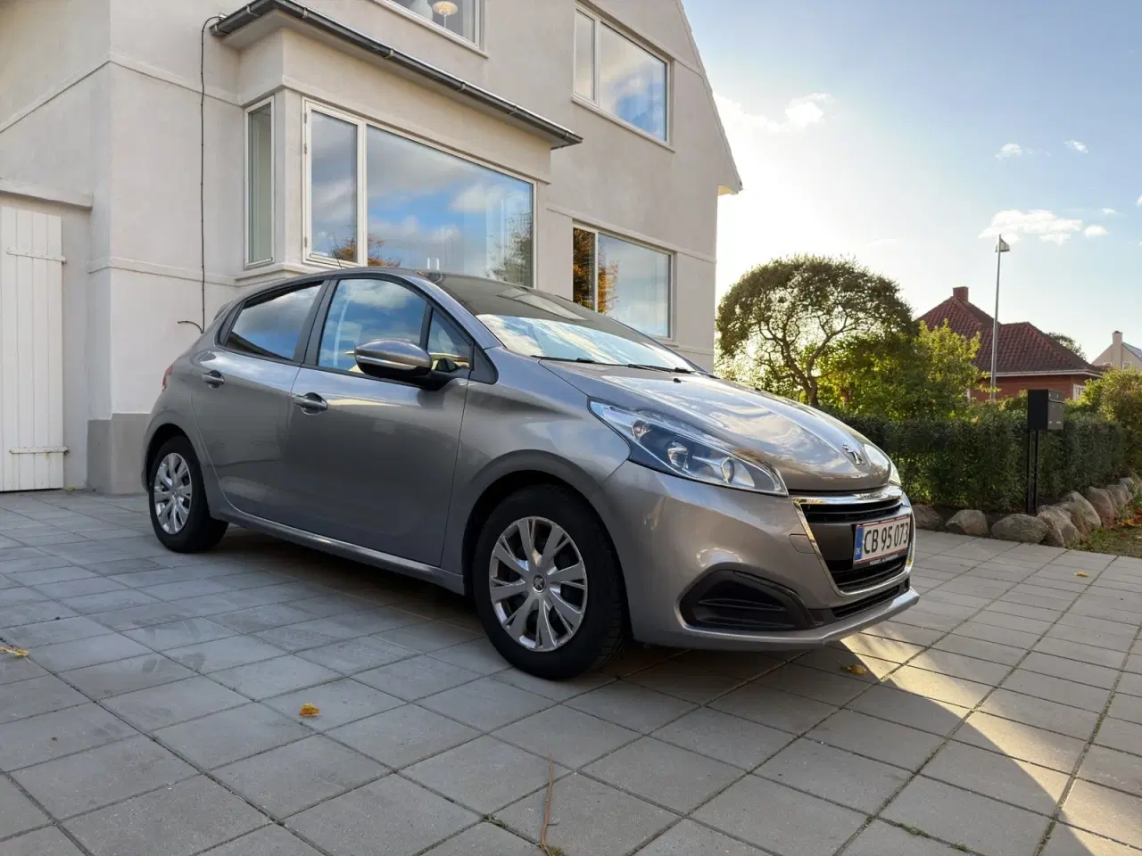 Billede 3 - Peugeot 208 1,2 VTi 82 Active