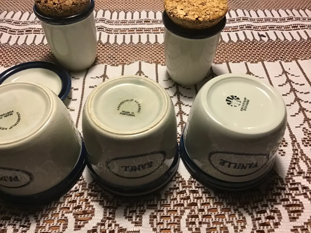 Billede 2 - Knapstrup krydderi krukker