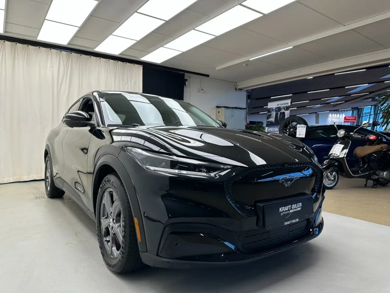 Billede 7 - Ford Mustang Mach-E 75 Premium Standard Range