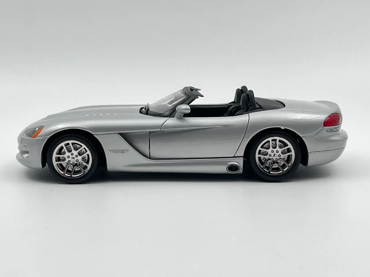 Billede 3 - 2003 Dodge Viper SRT-10 - 1:18