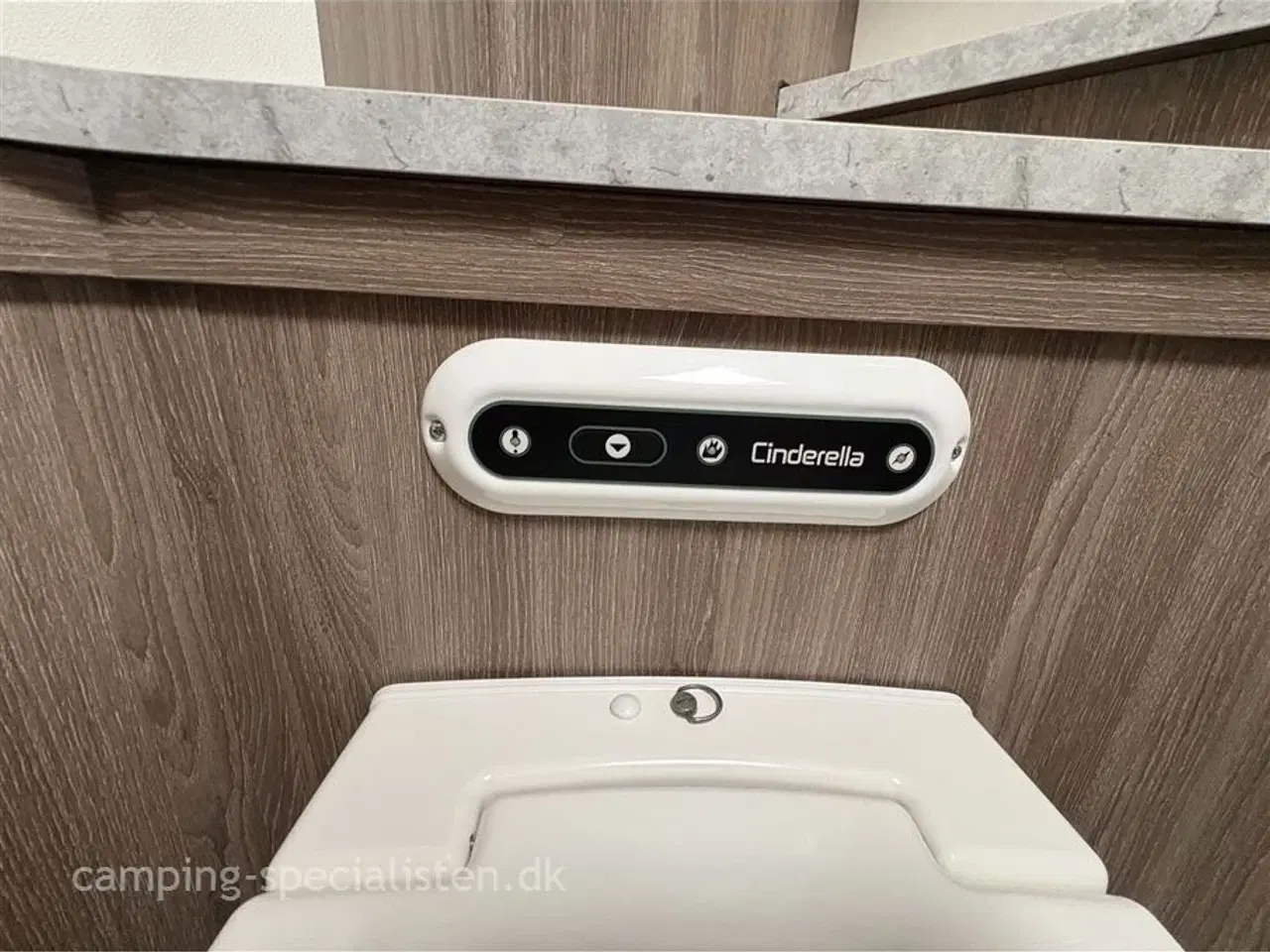 Billede 20 - 2019 - Kabe Imperial 1000 TDL E8/DL Liebhaver campingvogn - Kabe Imperial 1000 TDL KS 2019 - Se den nu hos Camping-Specialisten.dk