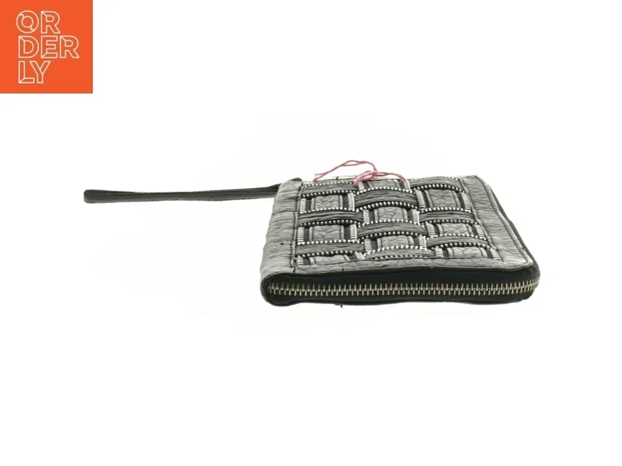 Billede 3 - Sort clutch med lynlåsdetaljer (str. 26x15 cm)