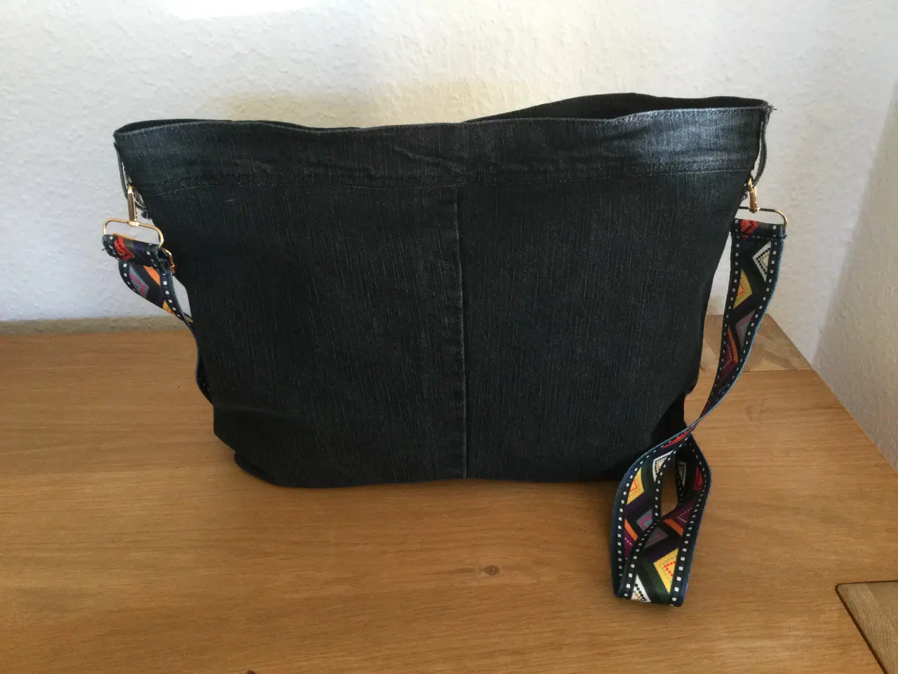 Billede 2 - Taske af jeans