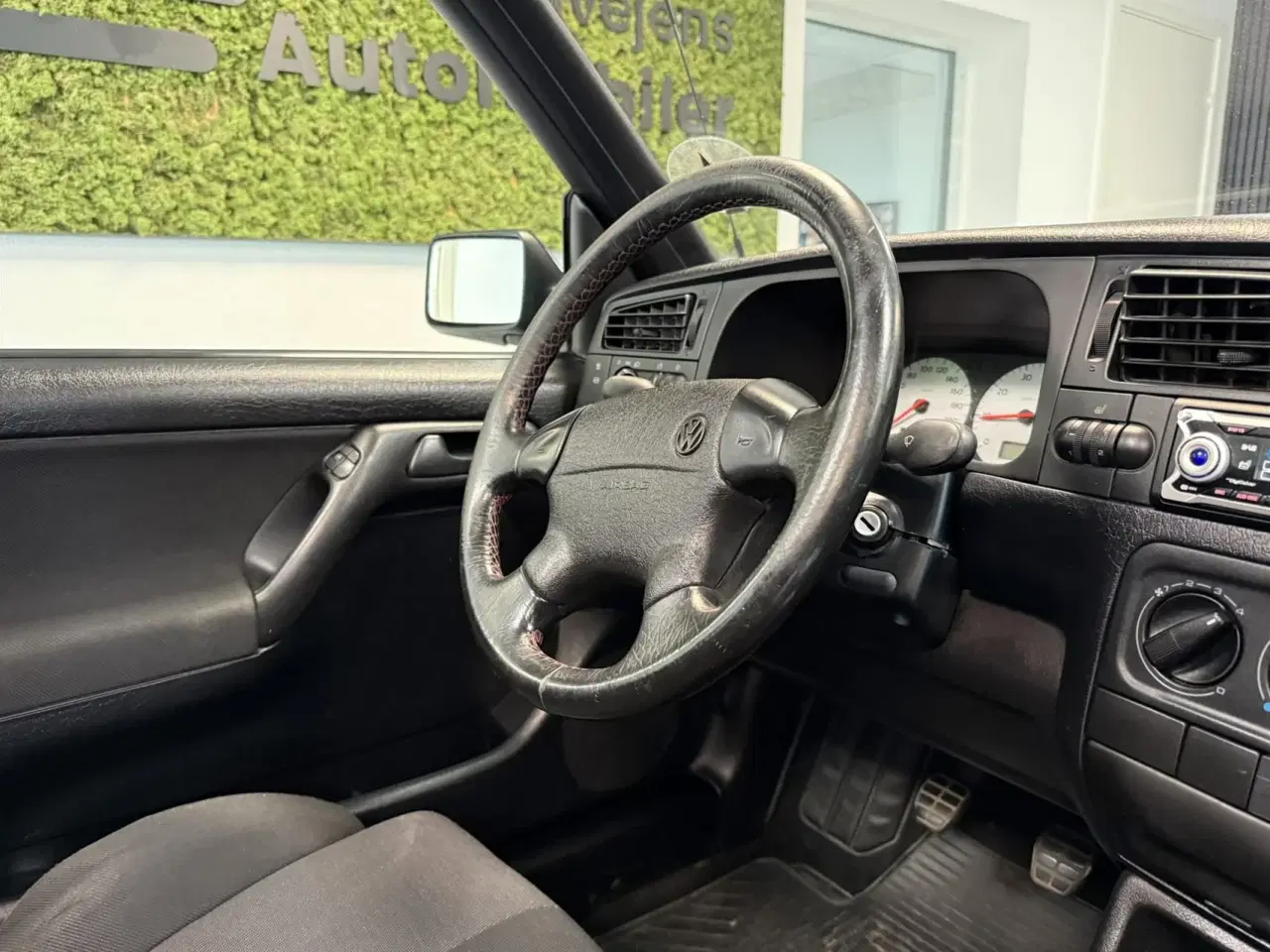 Billede 7 - VW Golf 1,6 100HK Cabr.