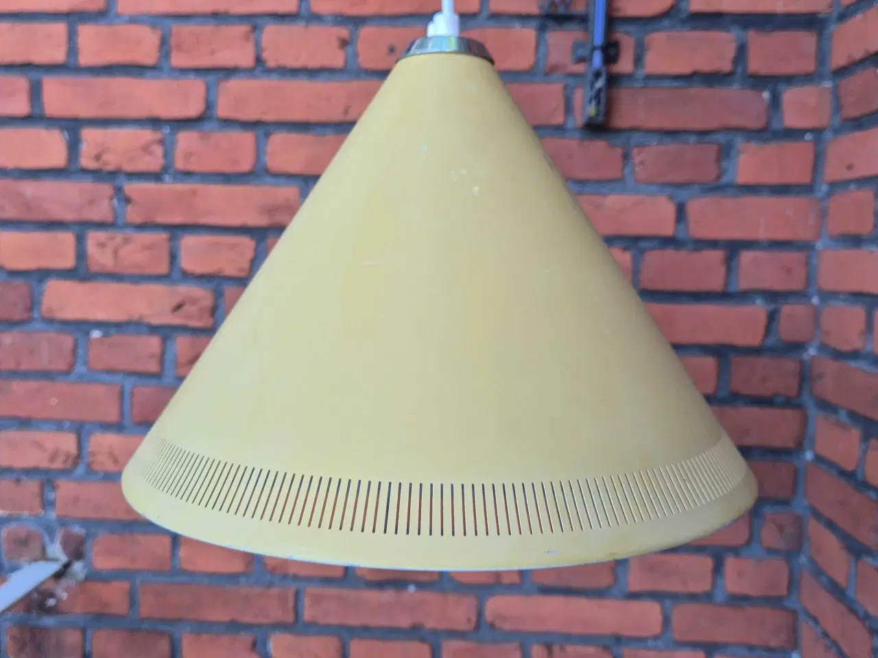 Billede 15 - Keglen af Bent Karlby for Lyfa 