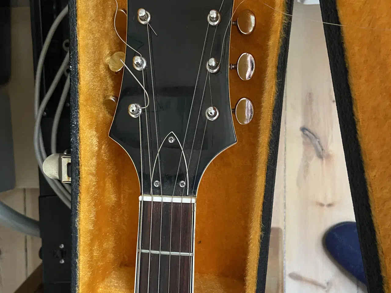 Billede 2 - Flot Epiphone Guitar