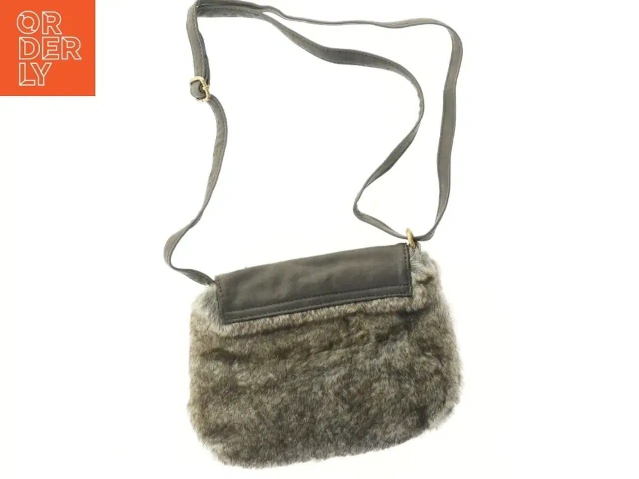 Billede 3 - Dame skuldertaske med pelsdetaljer (str. 22x17 cm)
