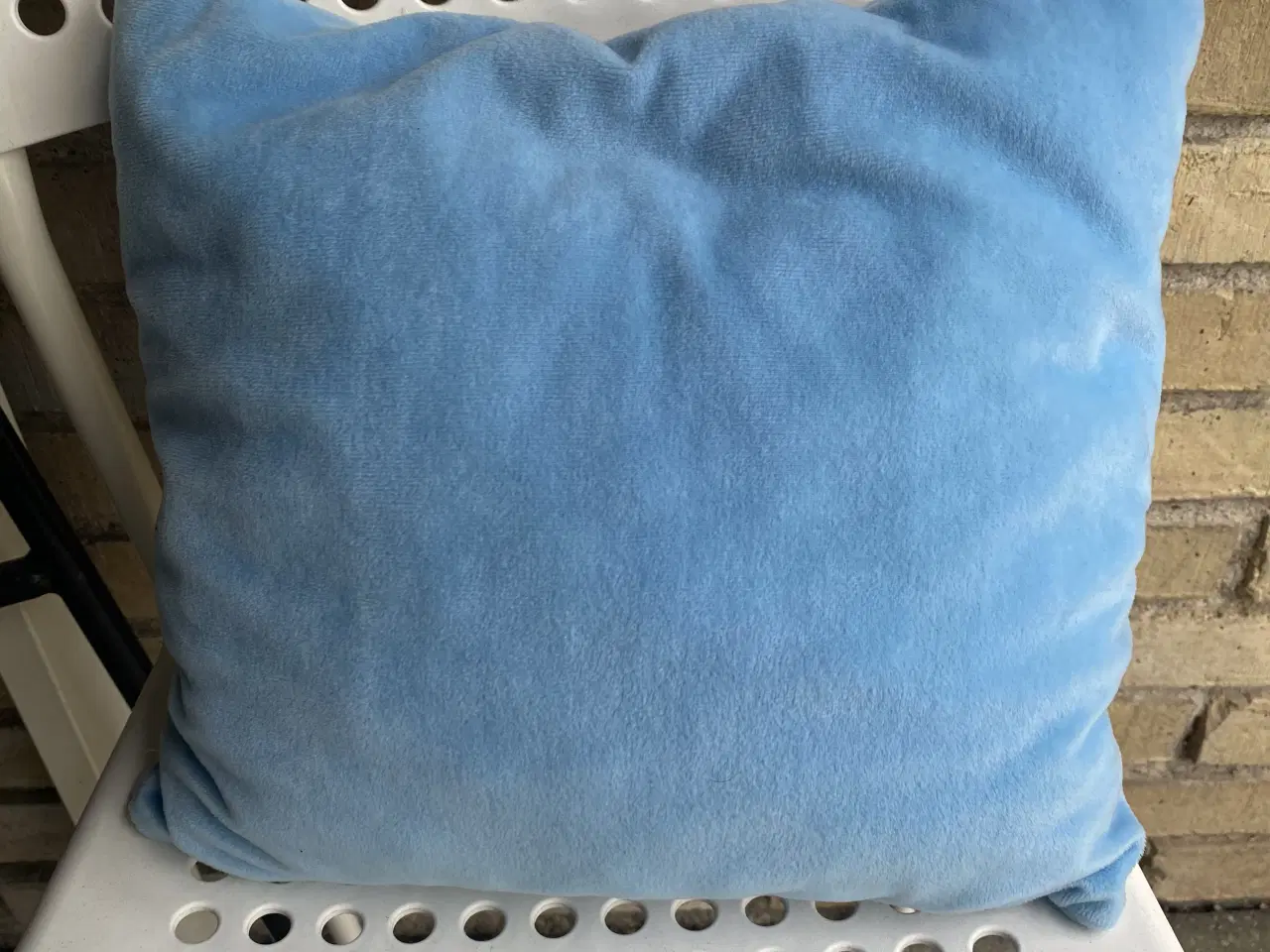 Billede 4 - Blød pude med togmotiv