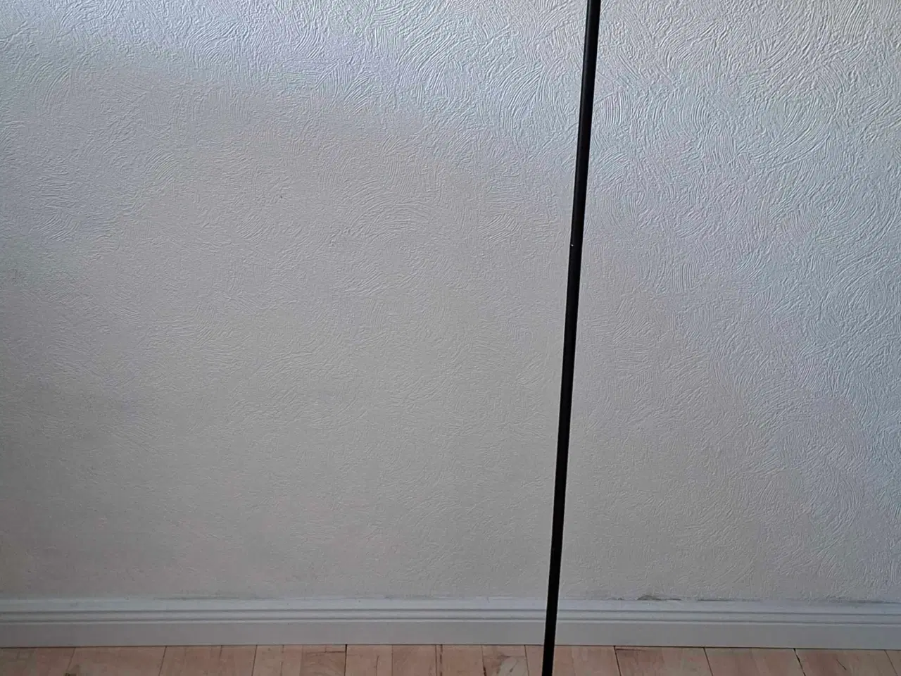 Billede 1 - Madrid gulvlampe, sort.