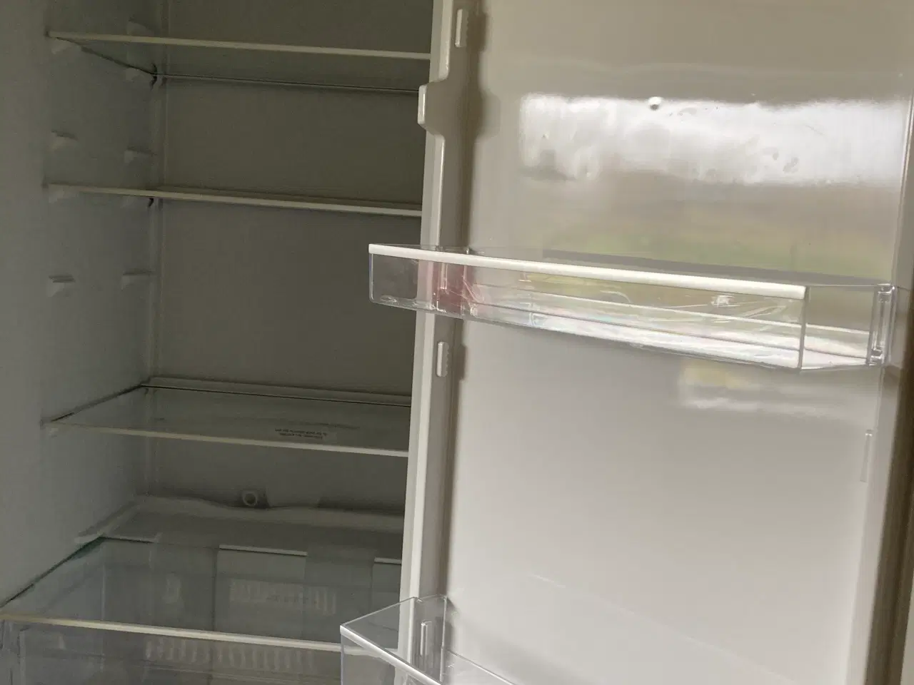 Billede 2 - Køleskab Gram
