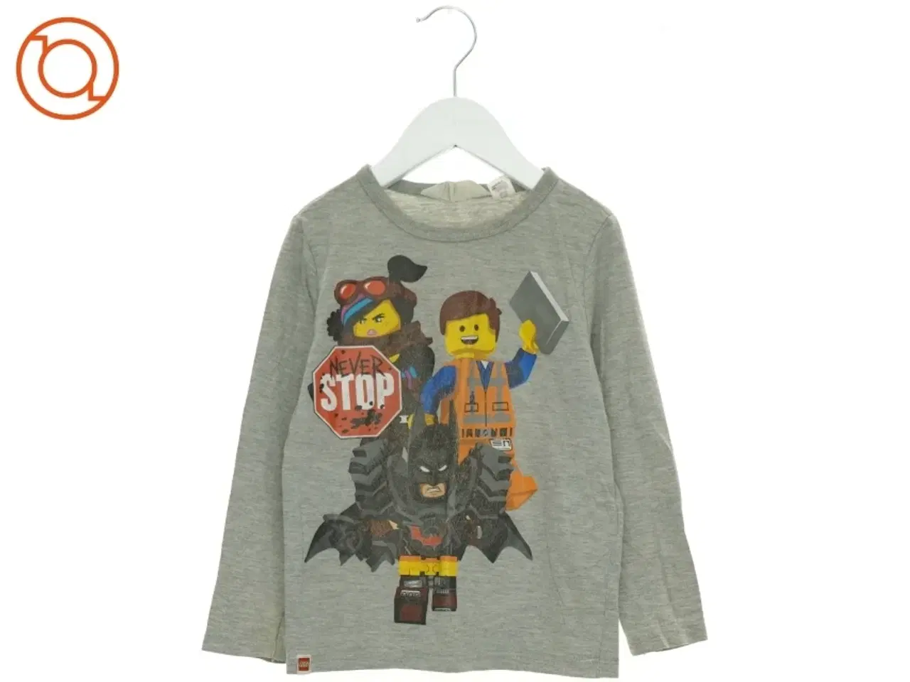 Billede 1 - Langærmet t-shirt med LEGO motiv fra H&M (str. 116 cm)