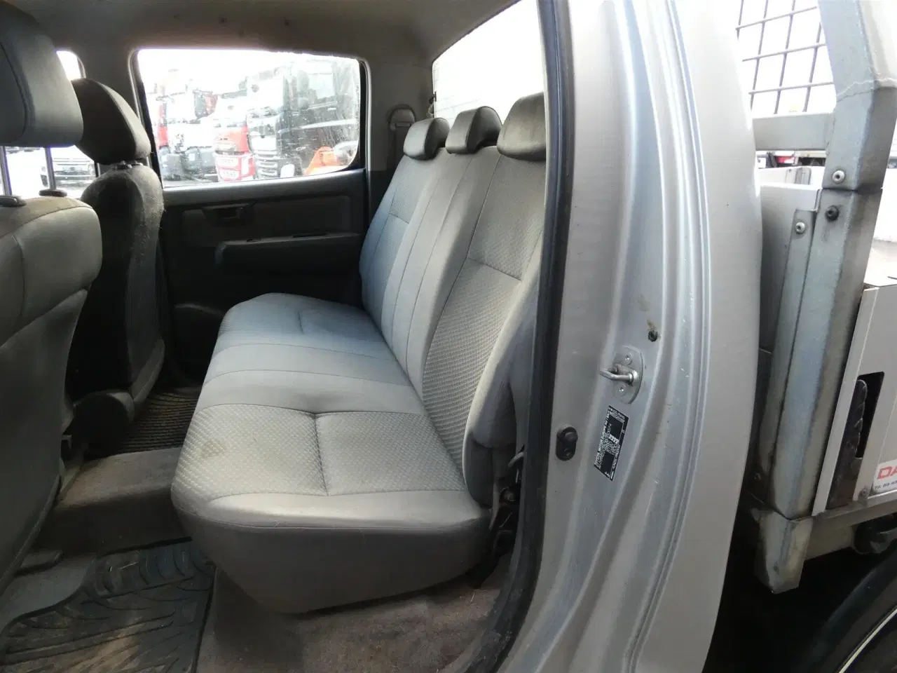 Billede 9 - Toyota HiLux Dobb.Kab. 2,5 D-4D T2 a/c 4x4 144HK Pick-Up