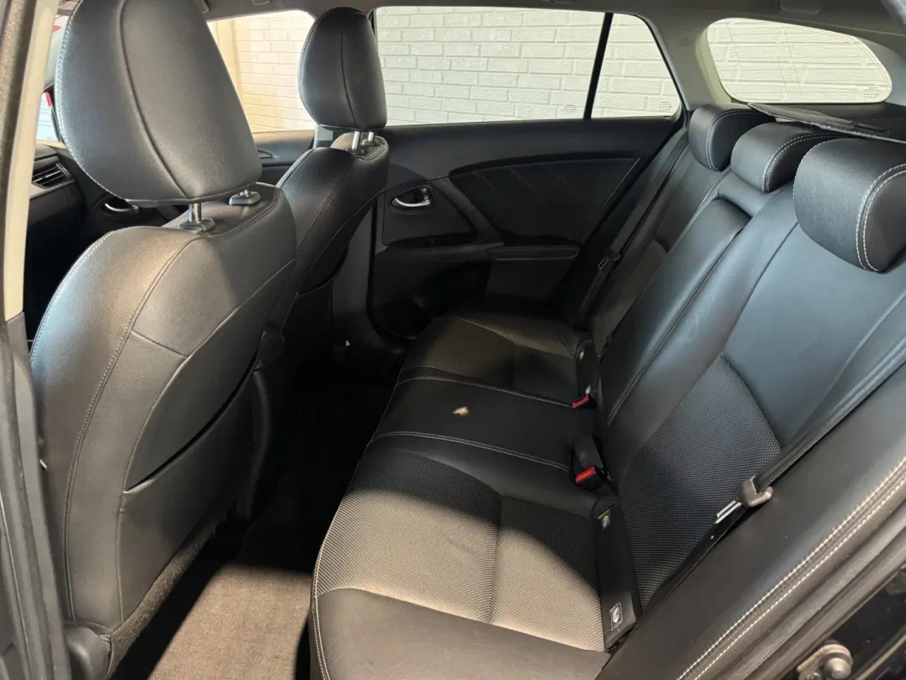 Billede 11 - Toyota Avensis 1,8 VVT-i T2 Executive Touring Sports