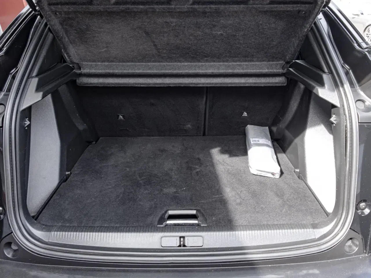 Billede 15 - Peugeot e-2008 50 Active