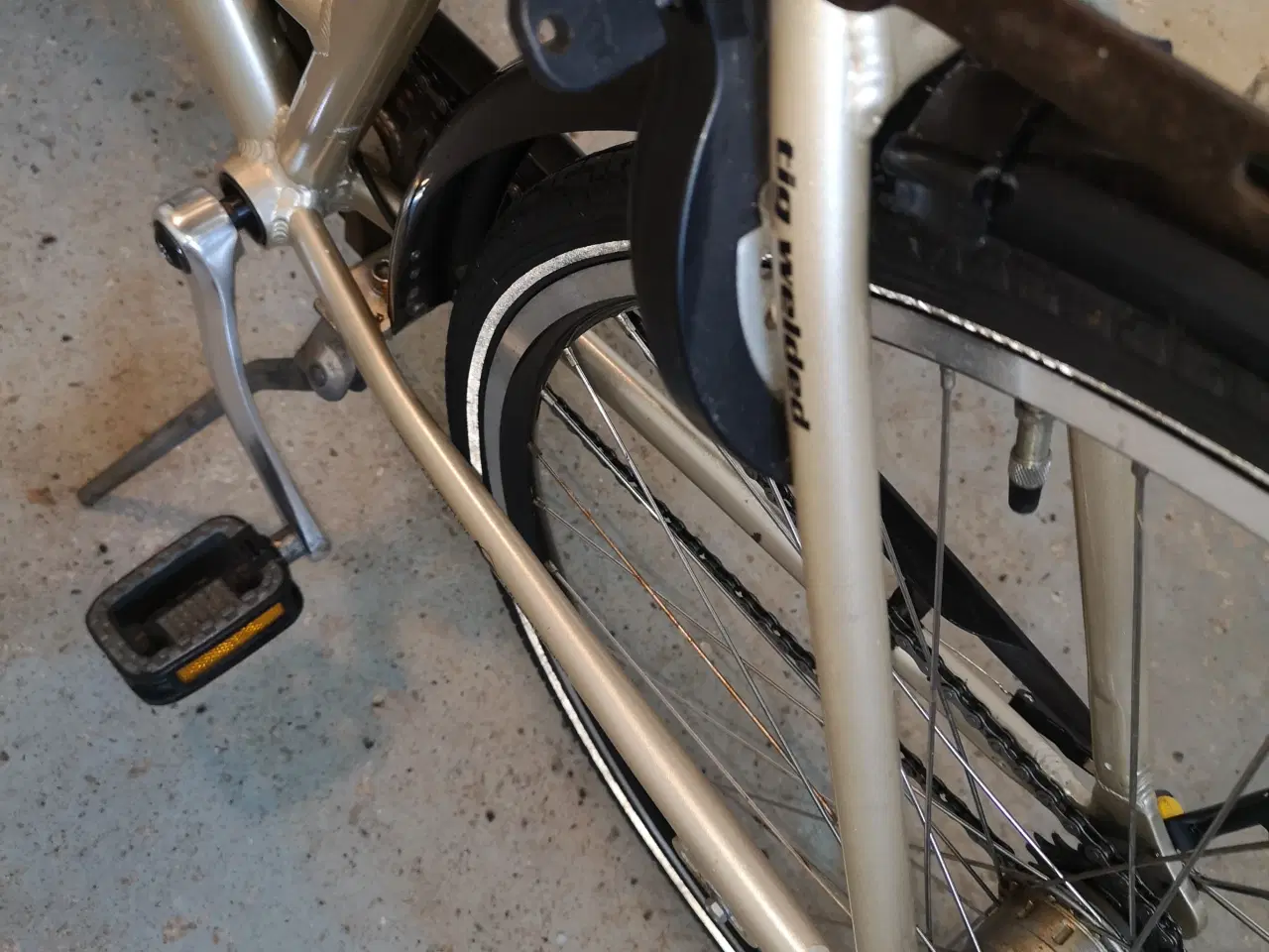 Billede 4 - Mustang concept 28" 55cm  dæk som ny , for- og bag