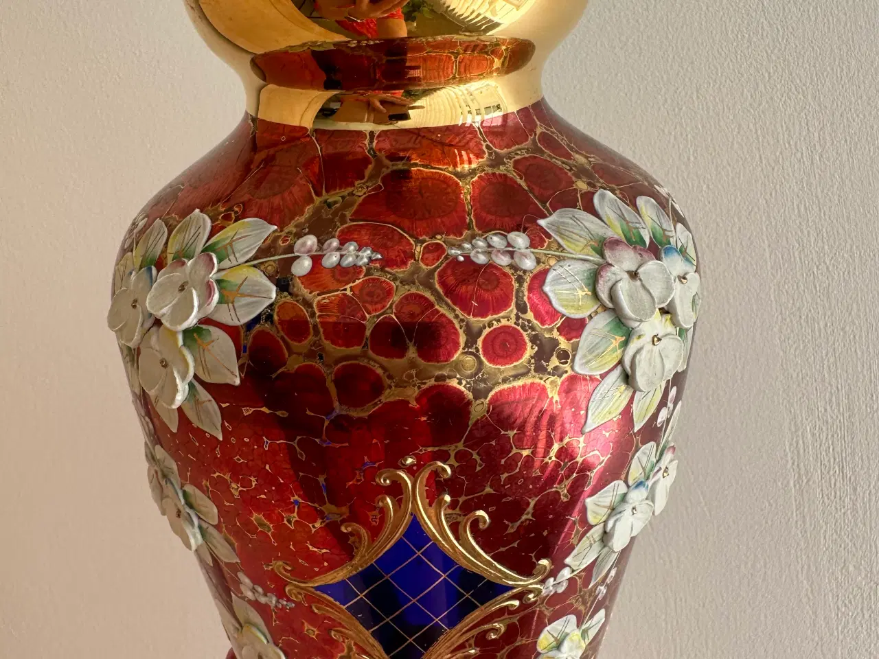 Billede 7 - To vintage håndmalede vaser