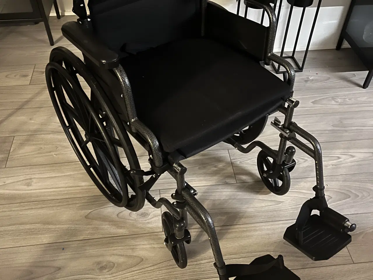 Billede 1 - Kørestol meget pæn stand